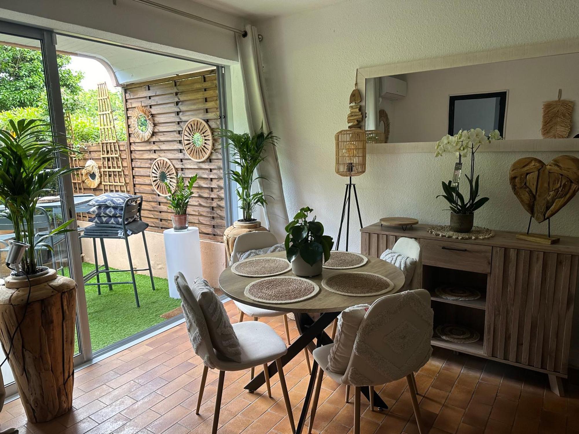 Le Bailli Saint Tropez Appartement Buitenkant foto
